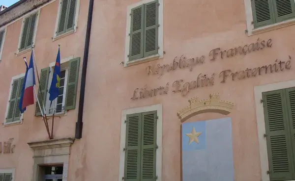 Ravalement Façade Isolant Entreprise isolation extérieure Carcès