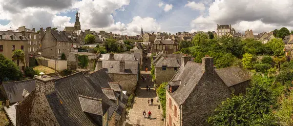 Ravalement Façade Isolant Entreprise isolation extérieure Dinan