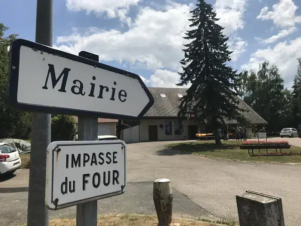 Ravalement Façade Isolant Entreprise isolation extérieure Hautecour