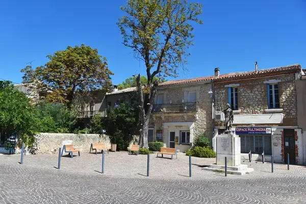 Ravalement Façade Isolant Entreprise isolation extérieure Montarnaud