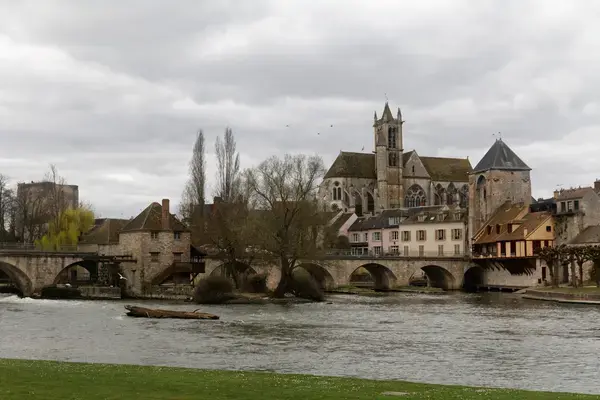 Ravalement Façade Isolant Entreprise isolation extérieure Moret-Loing-et-Orvanne