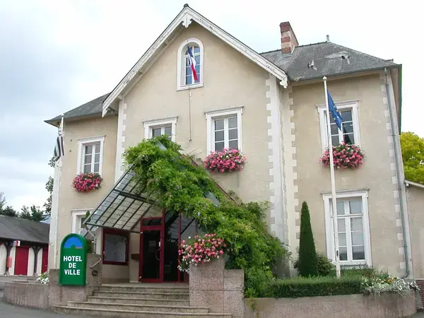 Ravalement Façade Isolant Entreprise isolation extérieure Pacé