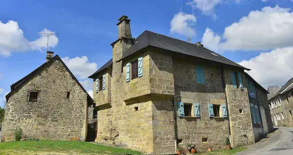 Ravalement Façade Isolant Entreprise isolation extérieure Pradines