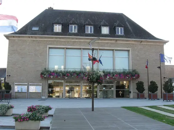 Ravalement Façade Isolant Entreprise isolation extérieure Saint-Hilaire-du-Harcouët